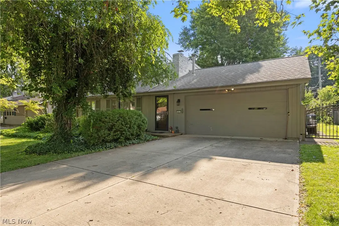 231 Sunset Drive, Berea, OH 44017 - #1