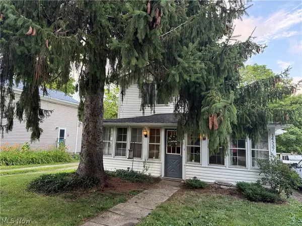 14537 Hickox Street, Burton, OH 44021
