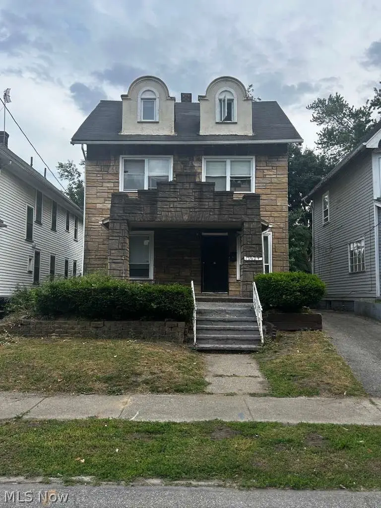 10824 Bryant Avenue, Cleveland, OH 44108 - #1