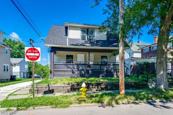 2216 10th Sw Street, Akron, OH 44314