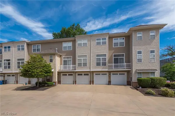 5408 Saint Stephens Court, Cleveland, OH 44102