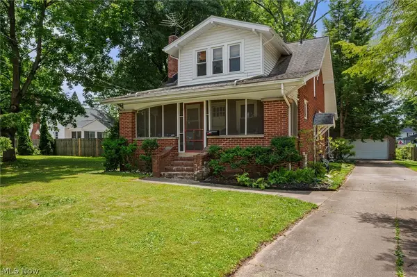 1506 Parkgate Avenue, Akron, OH 44313