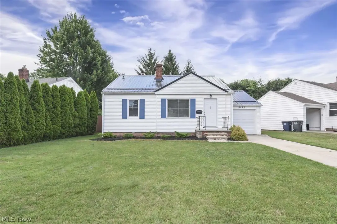 5136 Bridgewater Road, Lyndhurst, OH 44124 - #1