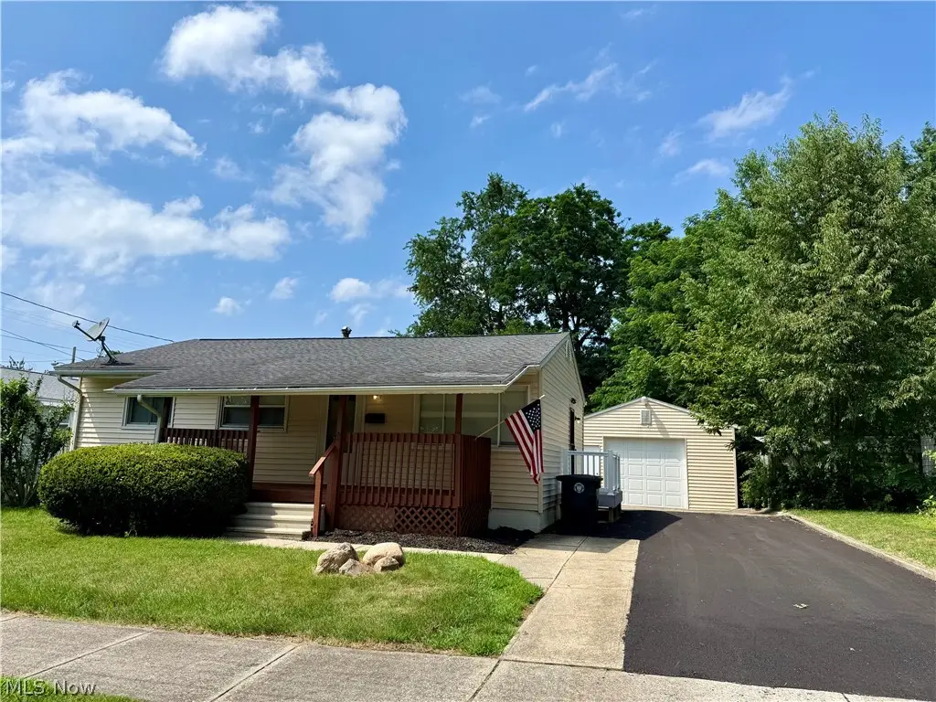 1091 Stanwood Avenue, Akron, OH 44314 - #1