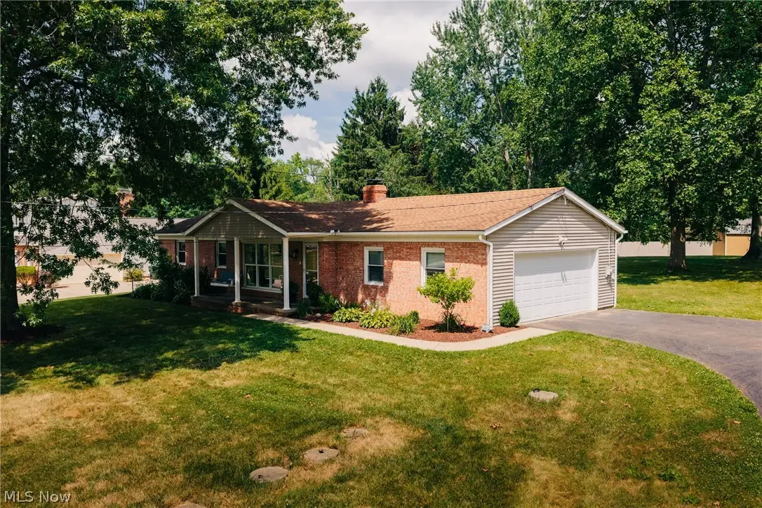 8666 Morning View Nw Avenue, Clinton, OH 44216 - #1