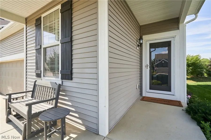 180 Nottingham Way, Wadsworth, OH 44281 - #3