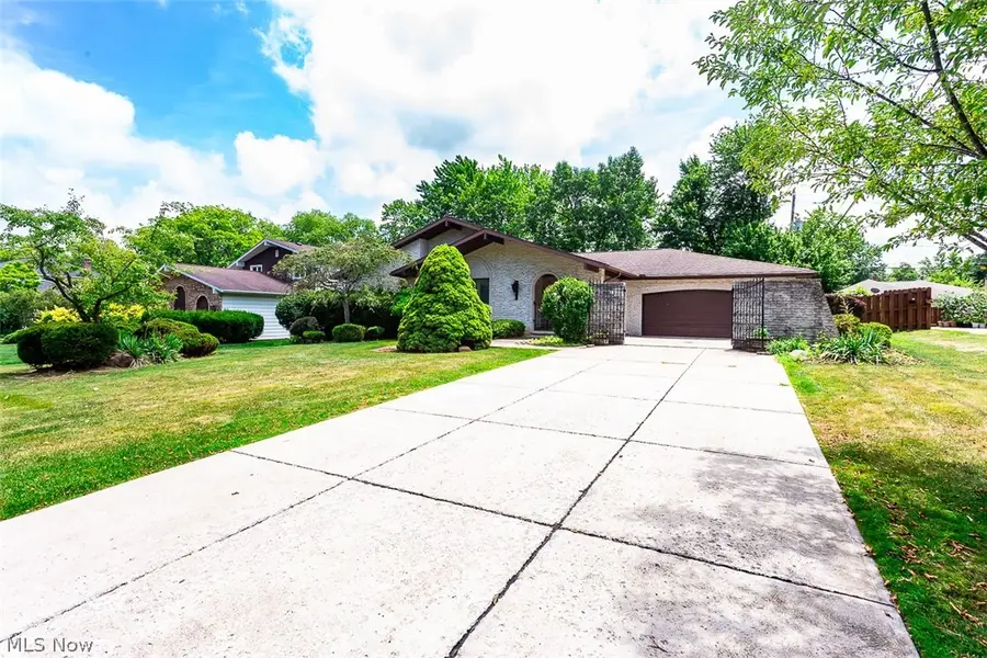 6694 Beverly May Drive, Independence, OH 44131 - #2