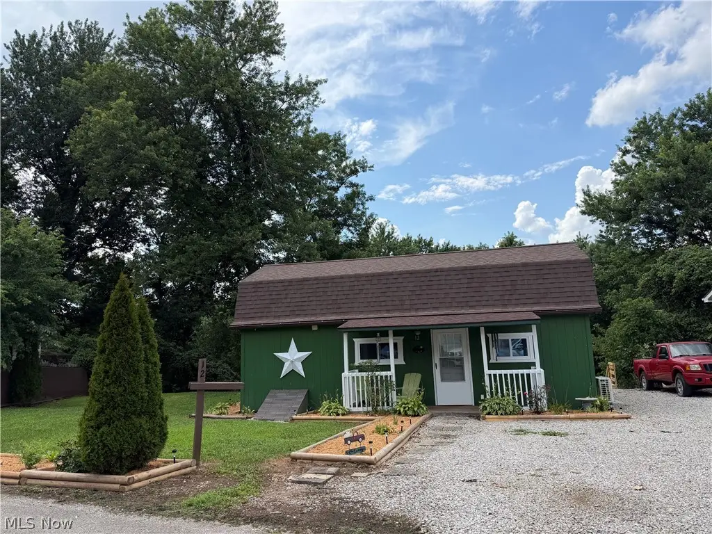 12 Hemlock Street, Elizabeth, WV 26143 - #1