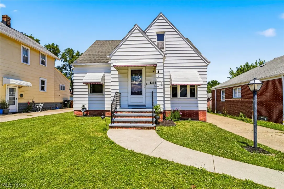 3314 Lincoln Avenue, Parma, OH 44134 - #1