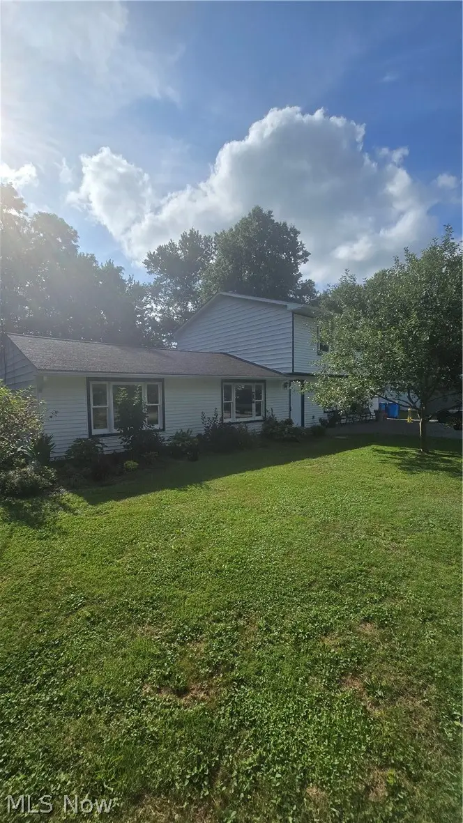 12775 Vincent Drive, Mantua, OH 44255 - #2