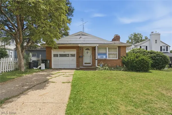 1538 Cottage Nw Place, Canton, OH 44703