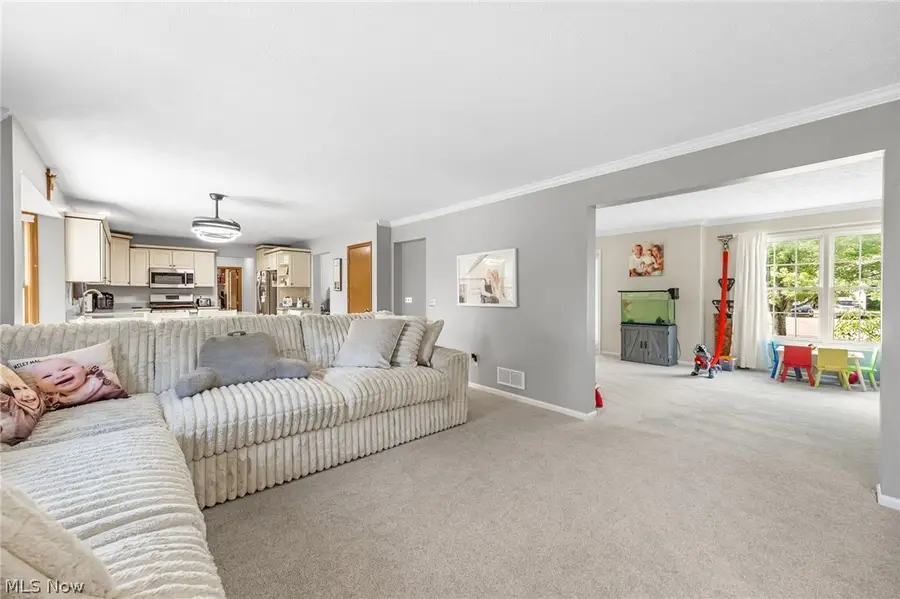 16097 N Laguardia Parkway, Strongsville, OH 44136 - #2
