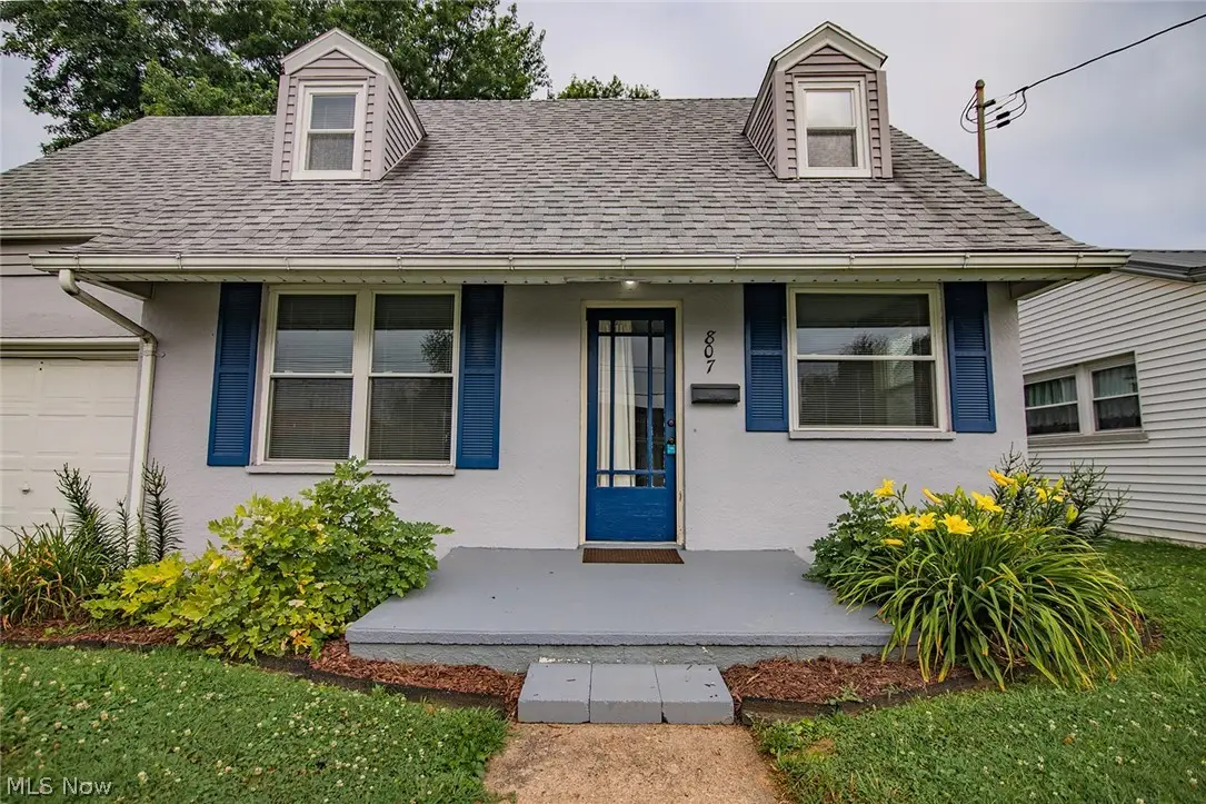 807 Florence Street, Belpre, OH 45714 - #1
