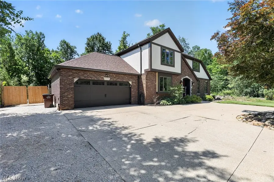 1744 Mattingly Road, Hinckley, OH 44233 - #2