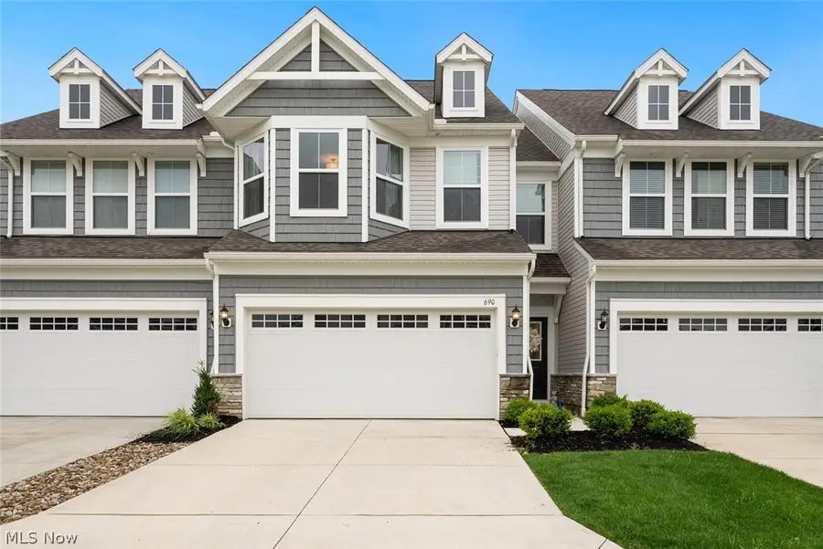 690 Harbour Town Court, Avon Lake, OH 44012 - #2