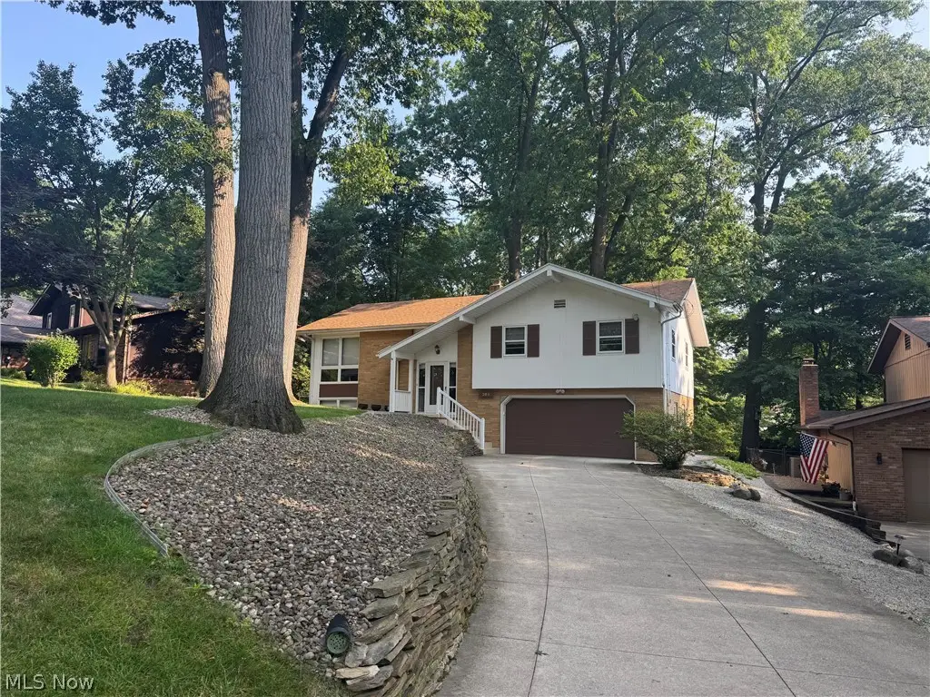205 Rutledge Drive, Akron, OH 44319 - #1