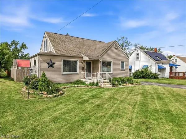 107 Renee Drive, Struthers, OH 44471