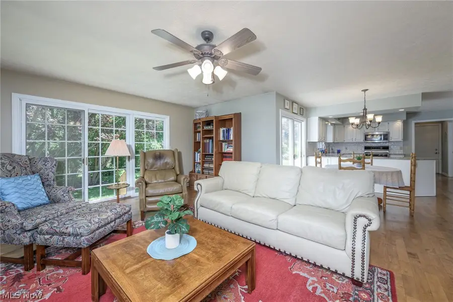 812 Martindale Drive, Tallmadge, OH 44278 - #3