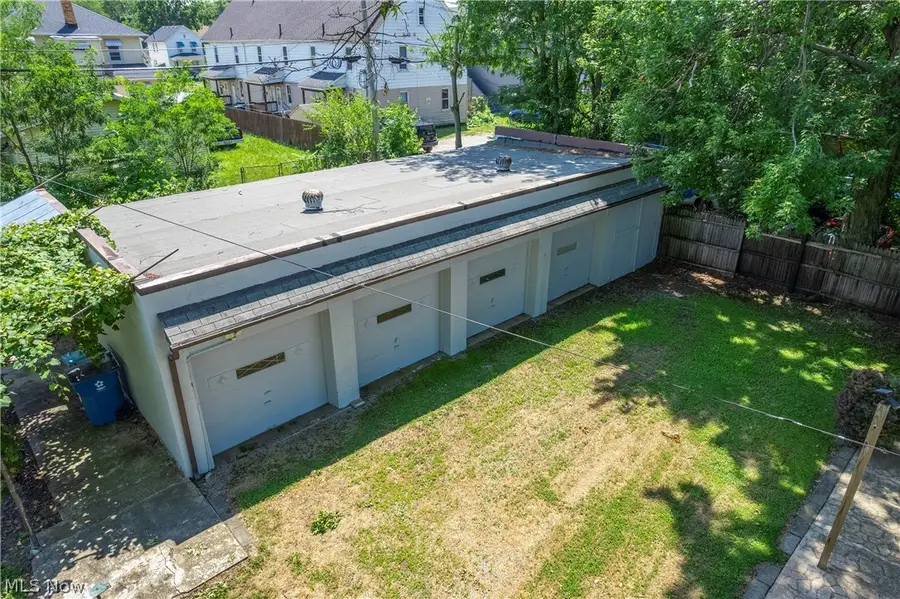 2124 E 28th Street, Lorain, OH 44055 - #3