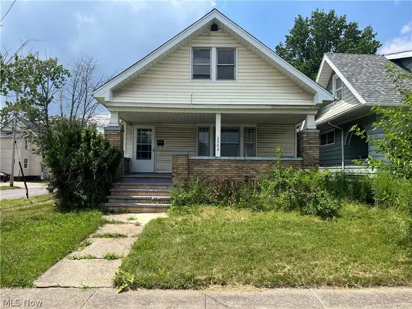 3542 W 119th Street, Cleveland, OH 44111