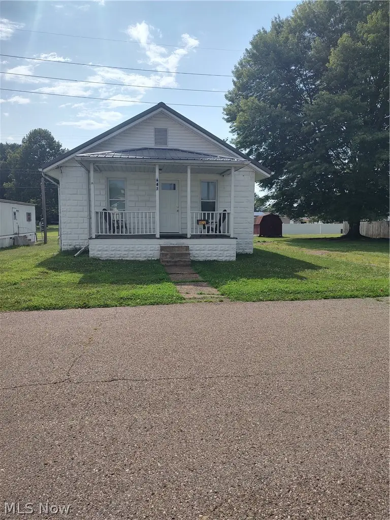 602 Oxford Avenue, Newcomerstown, OH 43832 - #2