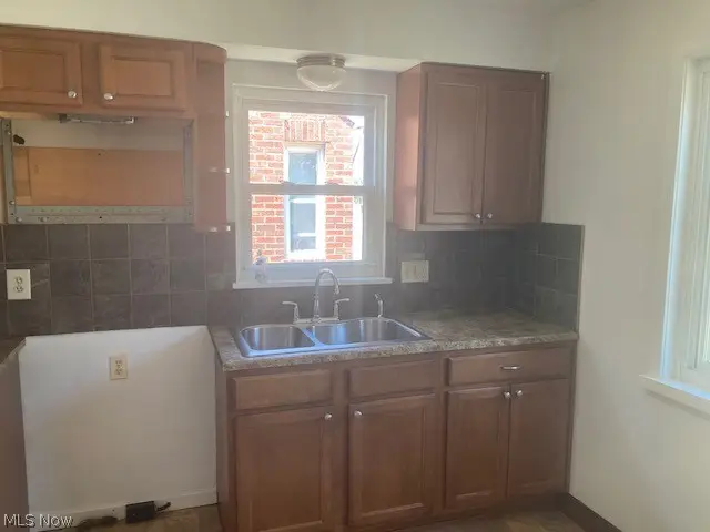 1805 Wexford Avenue, Parma, OH 44134 - #2