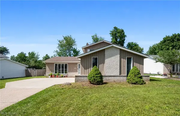 61 Claremont Drive, Brunswick, OH 44212