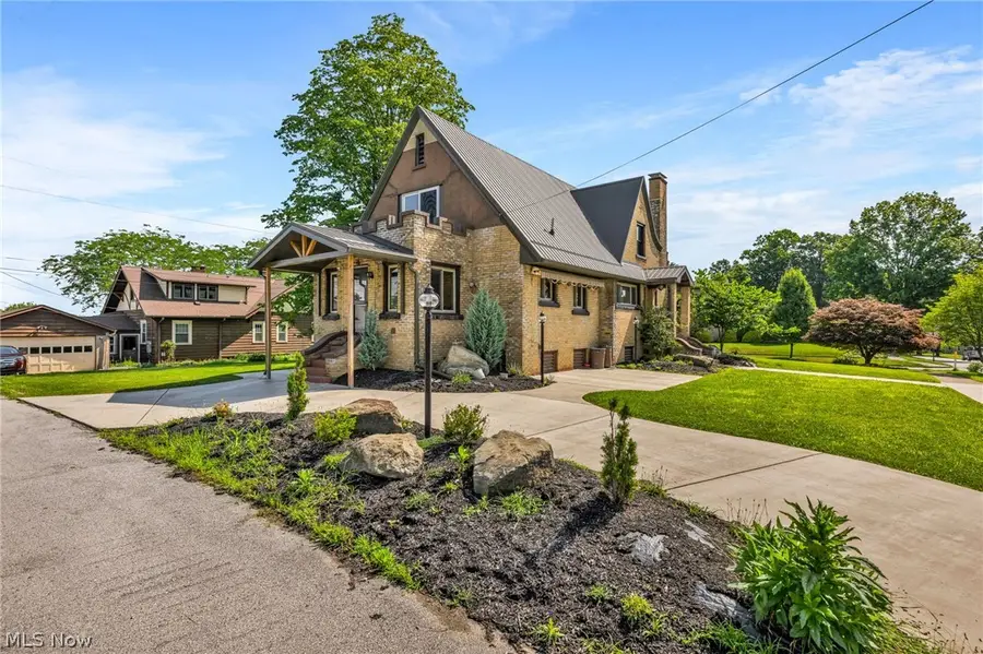 593 Dewey Avenue, Cadiz, OH 43907 - #3