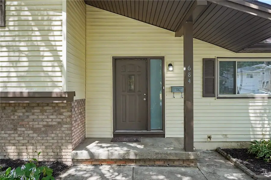 684 Cliffside Drive, Akron, OH 44313 - #2