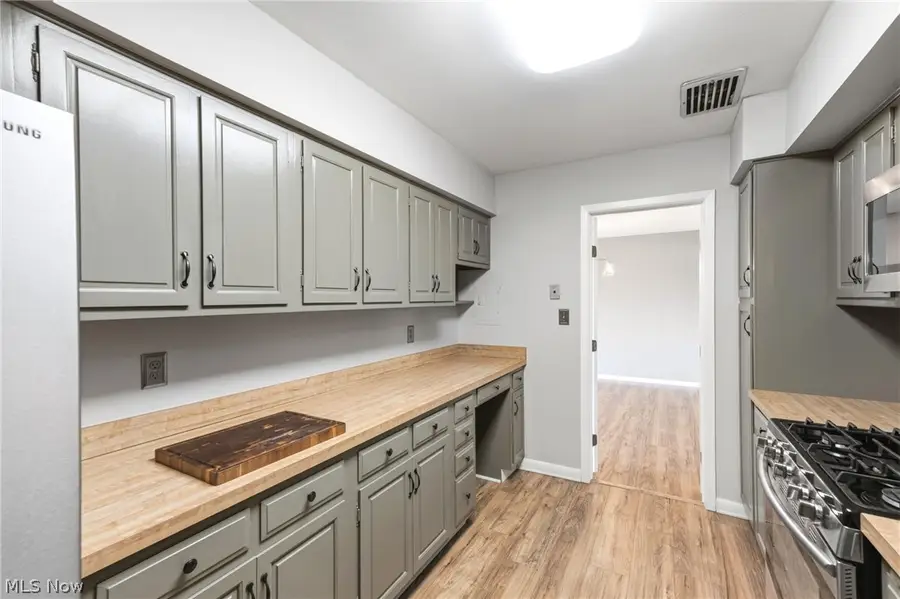 2202 Acacia Park Drive #2616, Lyndhurst, OH 44124 - #3