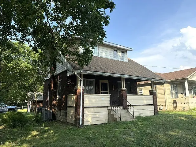 1033 Charles Street, Zanesville, OH 43701 - #1