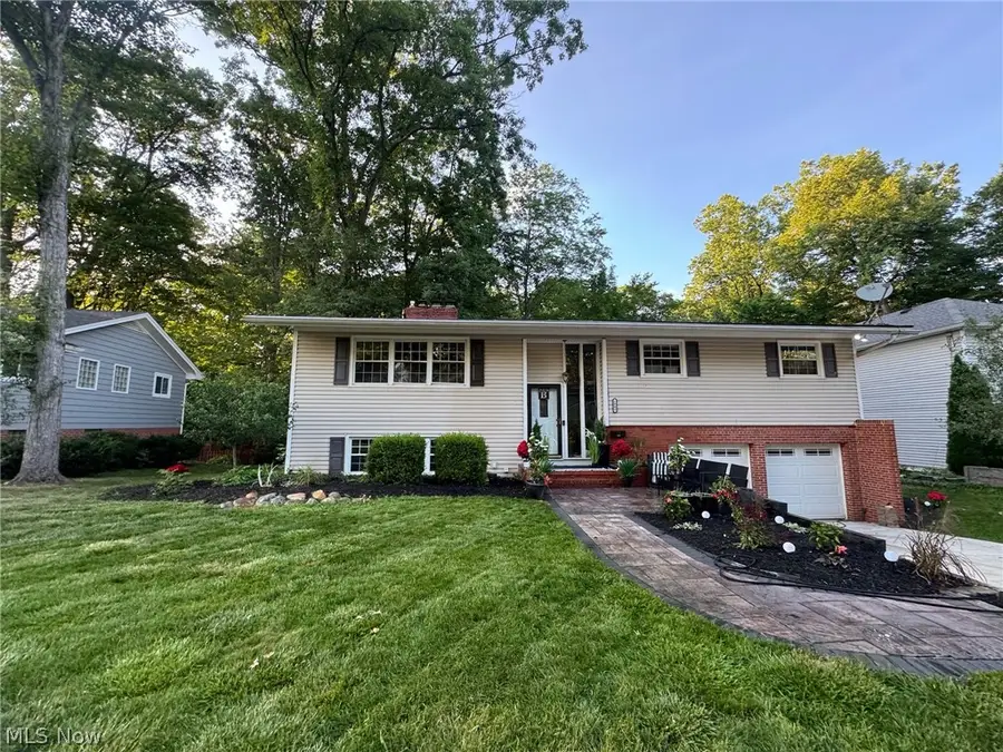 1883 Ashwood Drive, Akron, OH 44313 - #2
