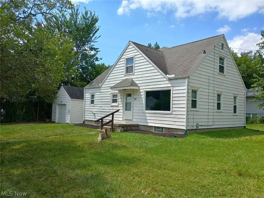 900 Ardella Avenue, Akron, OH 44306 - #2