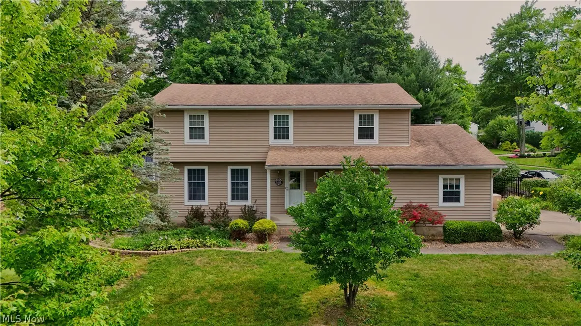 1660 Squaw Creek Drive, Girard, OH 44420 - #1