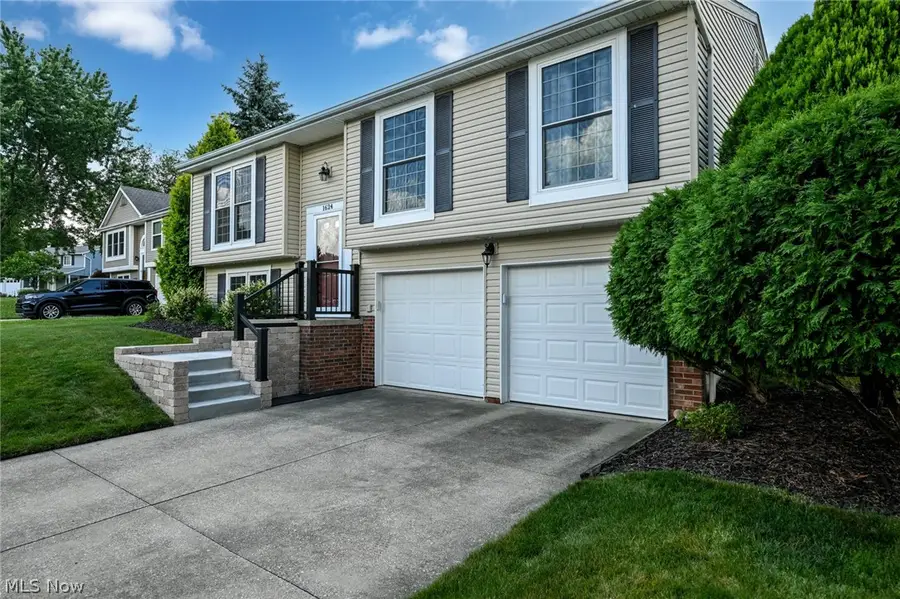 1624 Kasserine Court, Twinsburg, OH 44087 - #3