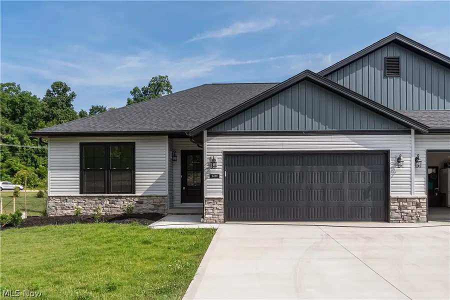 3429 Jamestown Drive, Zanesville, OH 43701 - #2