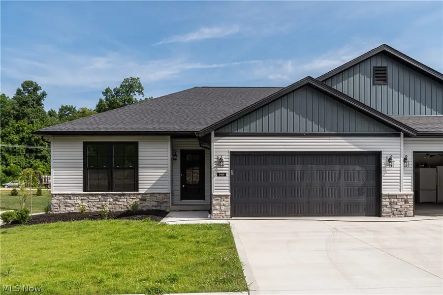 3429 Jamestown Drive, Zanesville, OH 43701 - #3