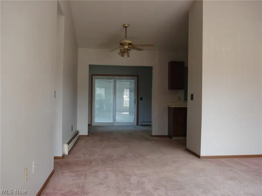262 W Parkway Drive, Madison, OH 44057 - #3