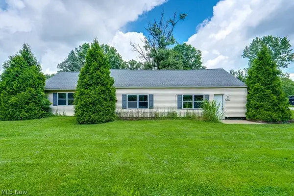 1989 E Turkeyfoot Lake Road, Akron, OH 44312