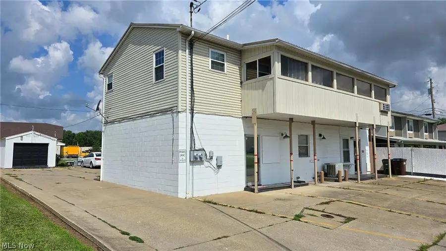 209 Lee Street, Belpre, OH 45714 - #2