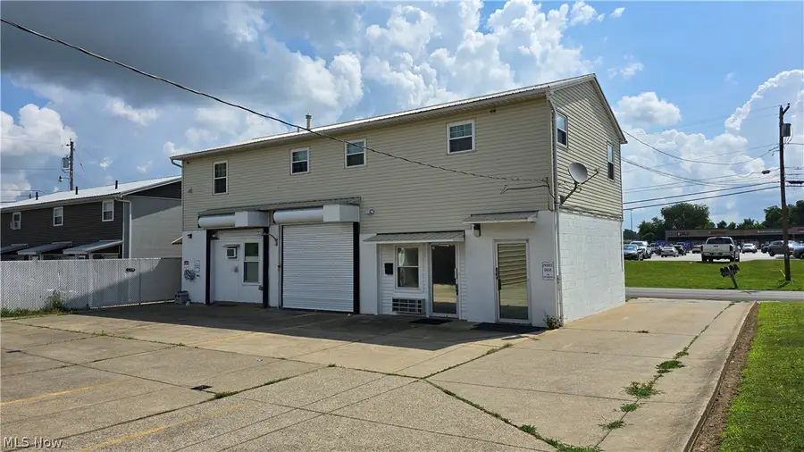 209 Lee Street, Belpre, OH 45714 - #3