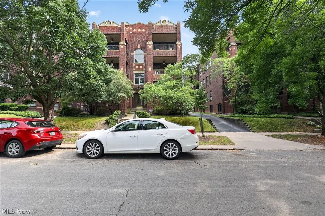 2476 Derbyshire Road, Cleveland Heights, OH 44106 - #1