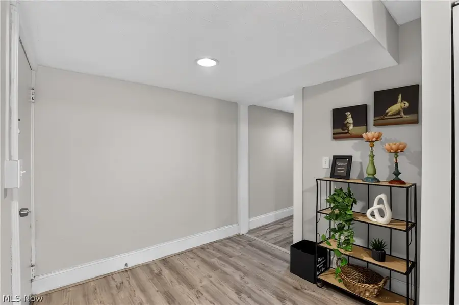 2476 Derbyshire Road, Cleveland Heights, OH 44106 - #2