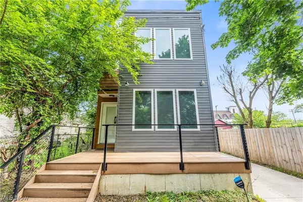 4210 Peach Court, Cleveland, OH 44113