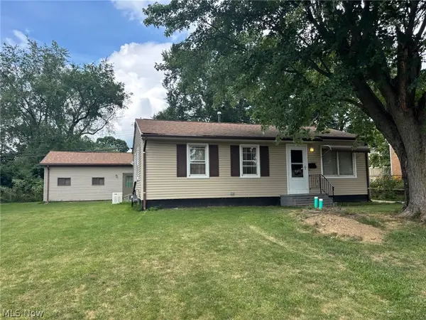 2425 40th Ne Street, Canton, OH 44705