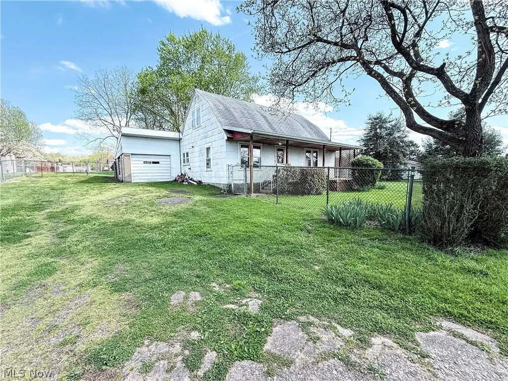 2504 12th Street, Vienna, WV 26105 - #1