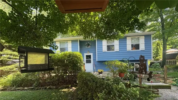 1717 Stirling Road, Madison, OH 44057