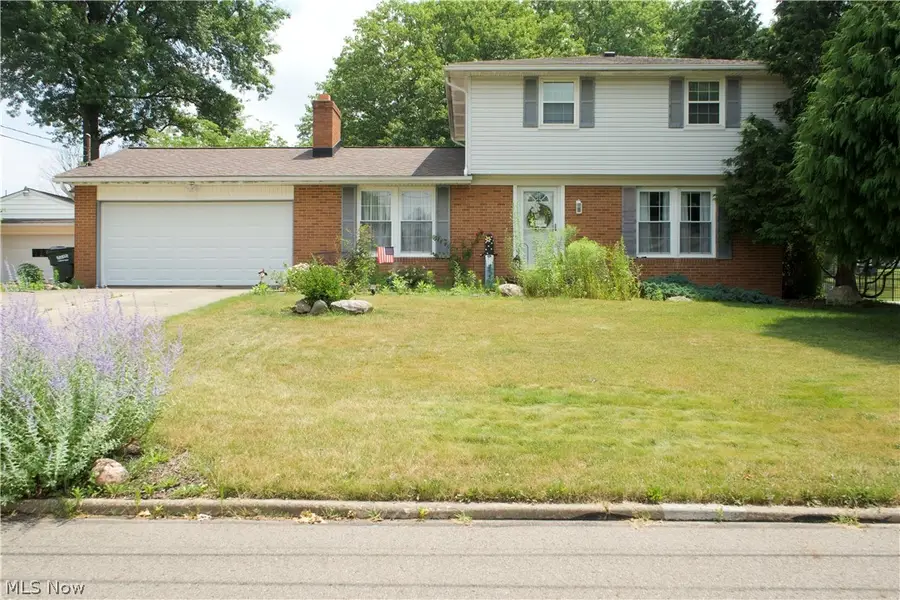 1120 20th Sw Street, Massillon, OH 44647 - #2