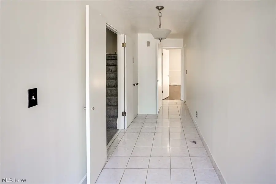 18212 Cornwall Road, Cleveland, OH 44119 - #2