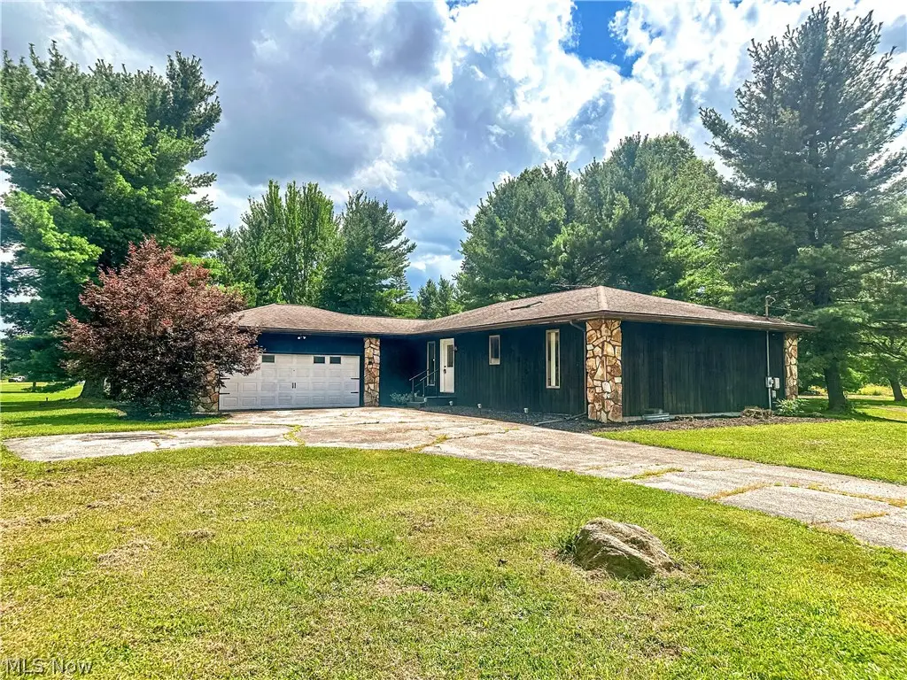 986 Bristol Champion Townline Ne Road, Bristolville, OH 44402 - #1